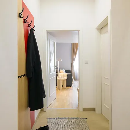 Washingtonova Modern In The Centre Apartment *