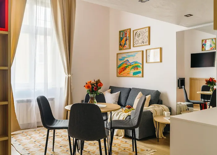 Apartman National Museum *