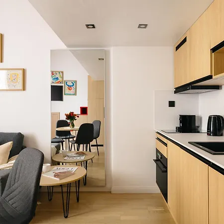 Washingtonova Modern In The Centre *